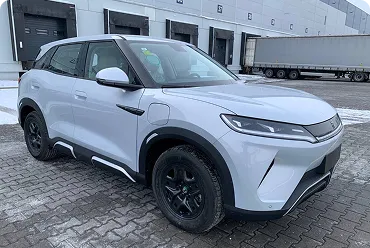 BYD Yuan Up 2024 — електромобіль флоту Ninja Taxi